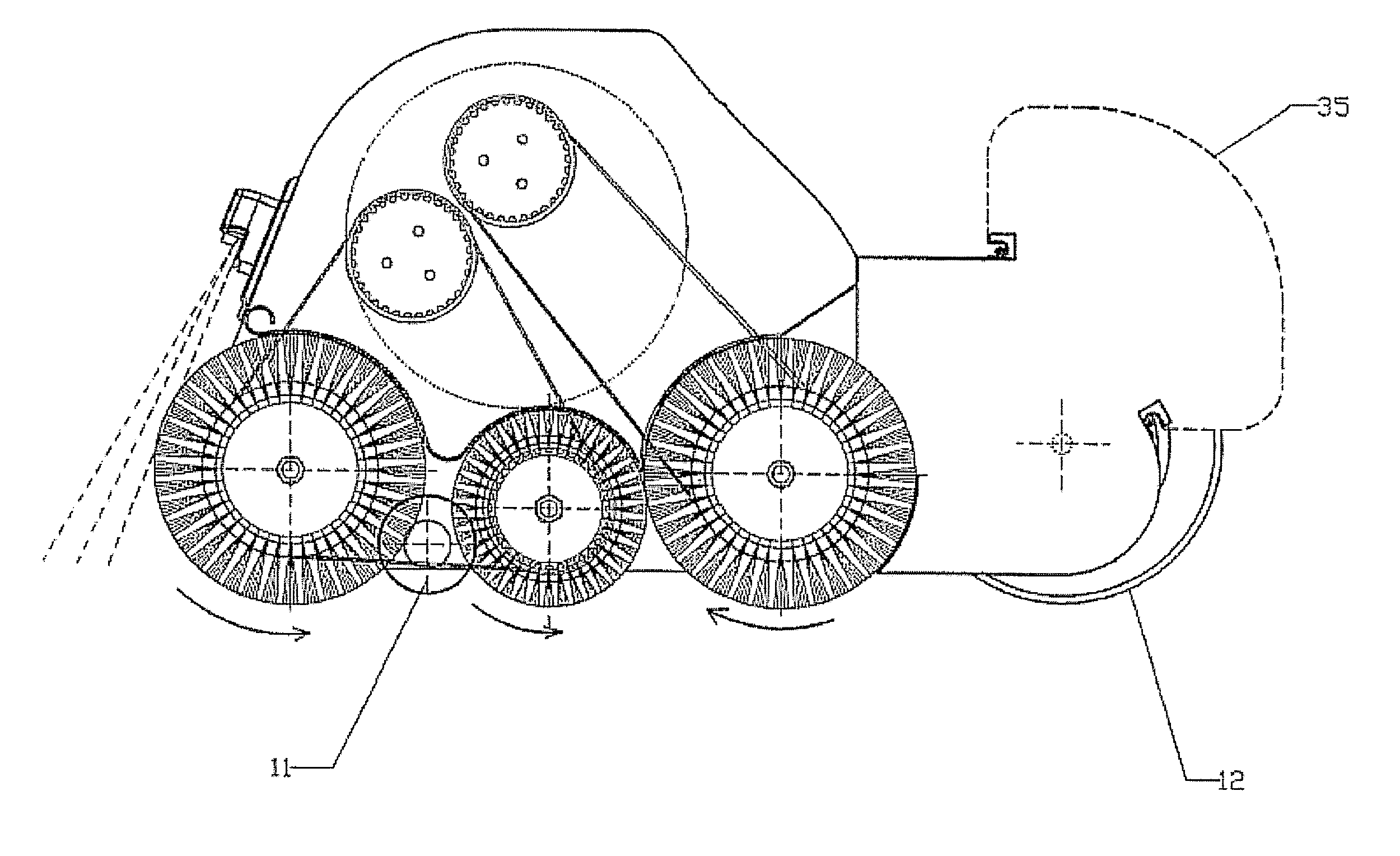 Transport cleaning device