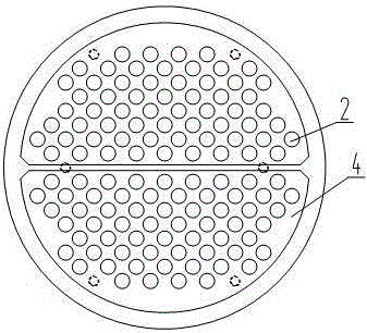 Titanium heat exchange tube welded argon shield device and using method thereof