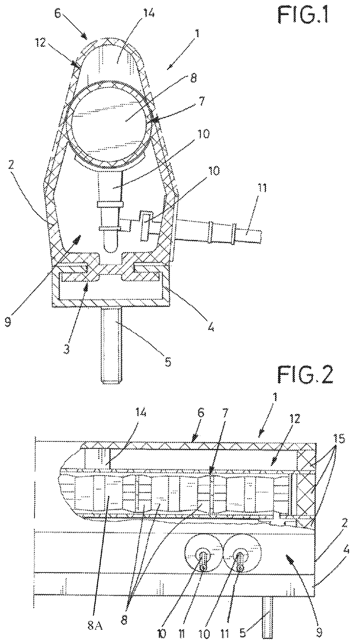 Closing-edge safety device with prechamber