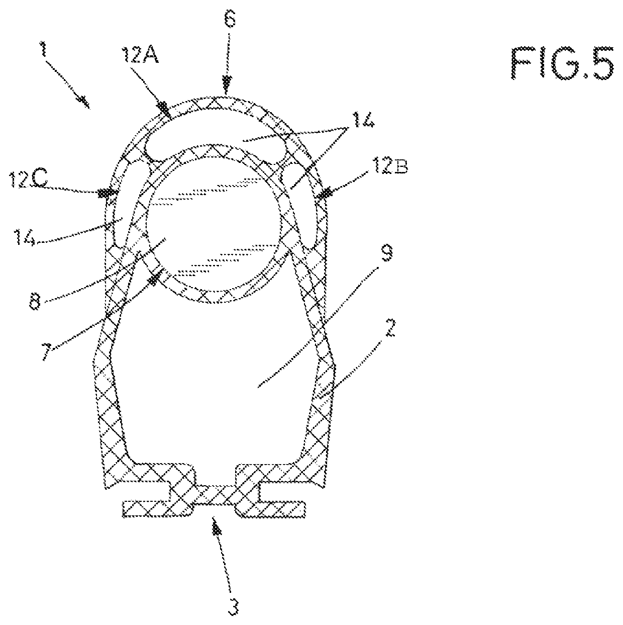 Closing-edge safety device with prechamber