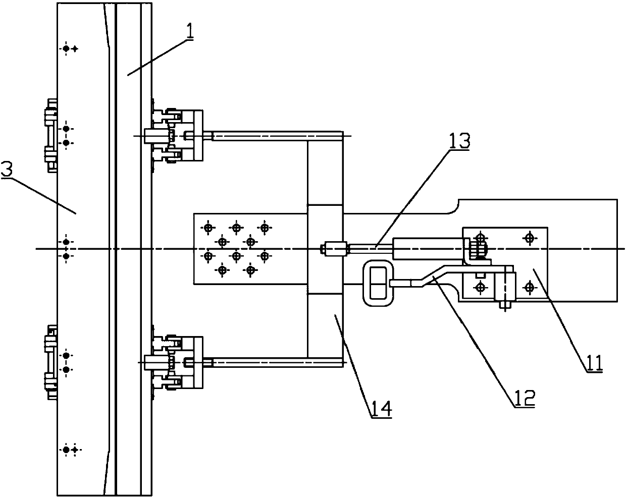 Gap adjusting device for main rail and guard rail