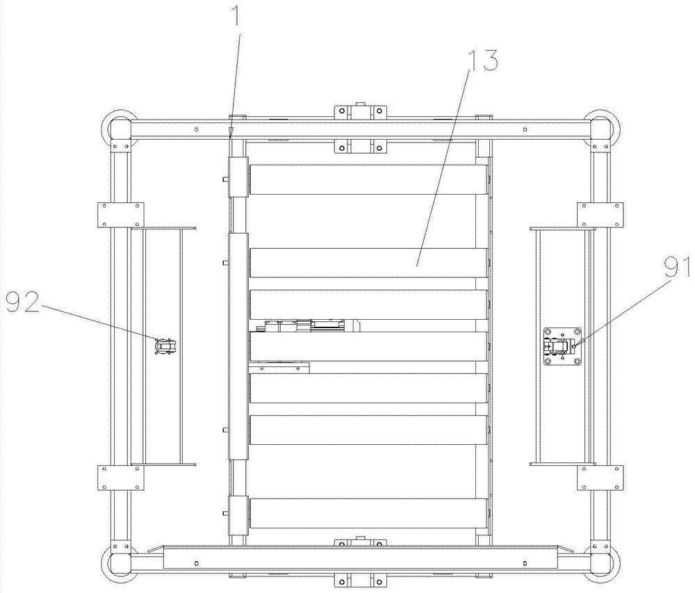 A double-deck lifting transfer machine