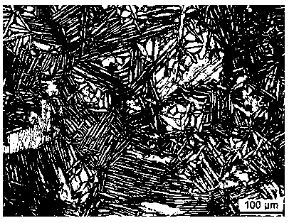 Low-elastic-modulus titanium-zirconium dental implant material and preparation method thereof