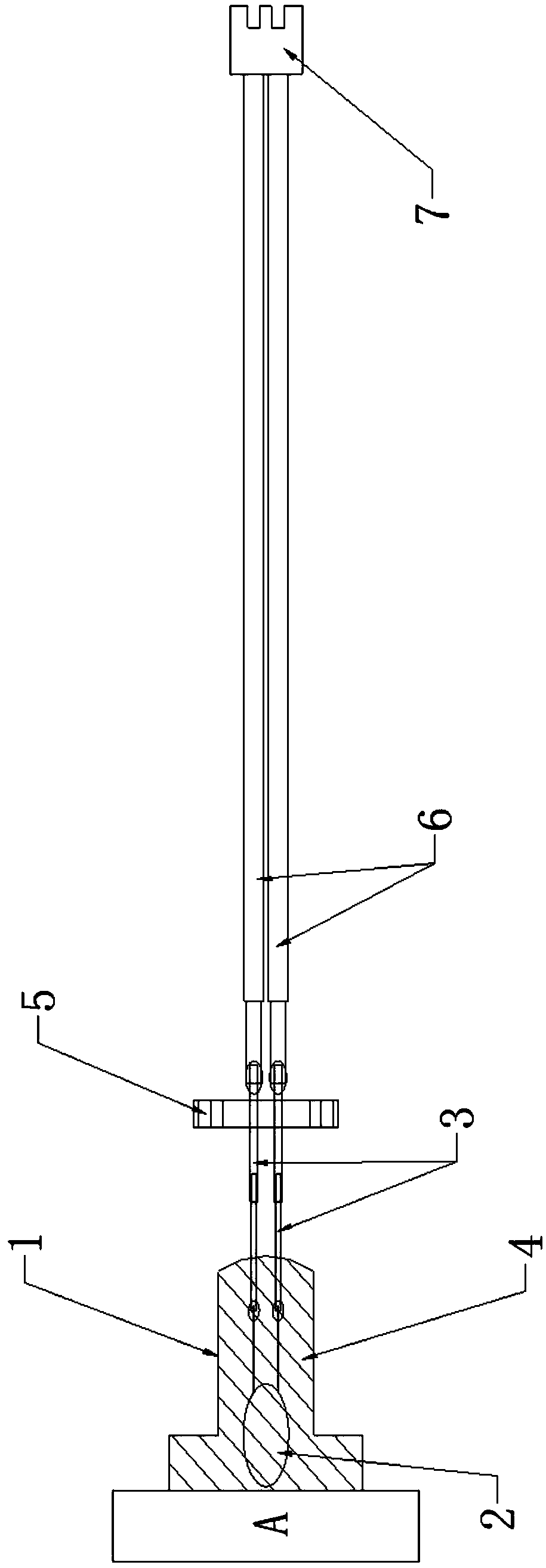 Tight-contact temperature sensor allowing part insertion