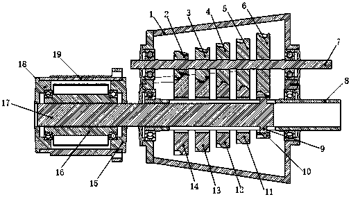 Automatically shifting multi-speed gear transmission