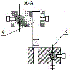 Fluid follow-up auxiliary supporting device for thin-walled workpiece machining