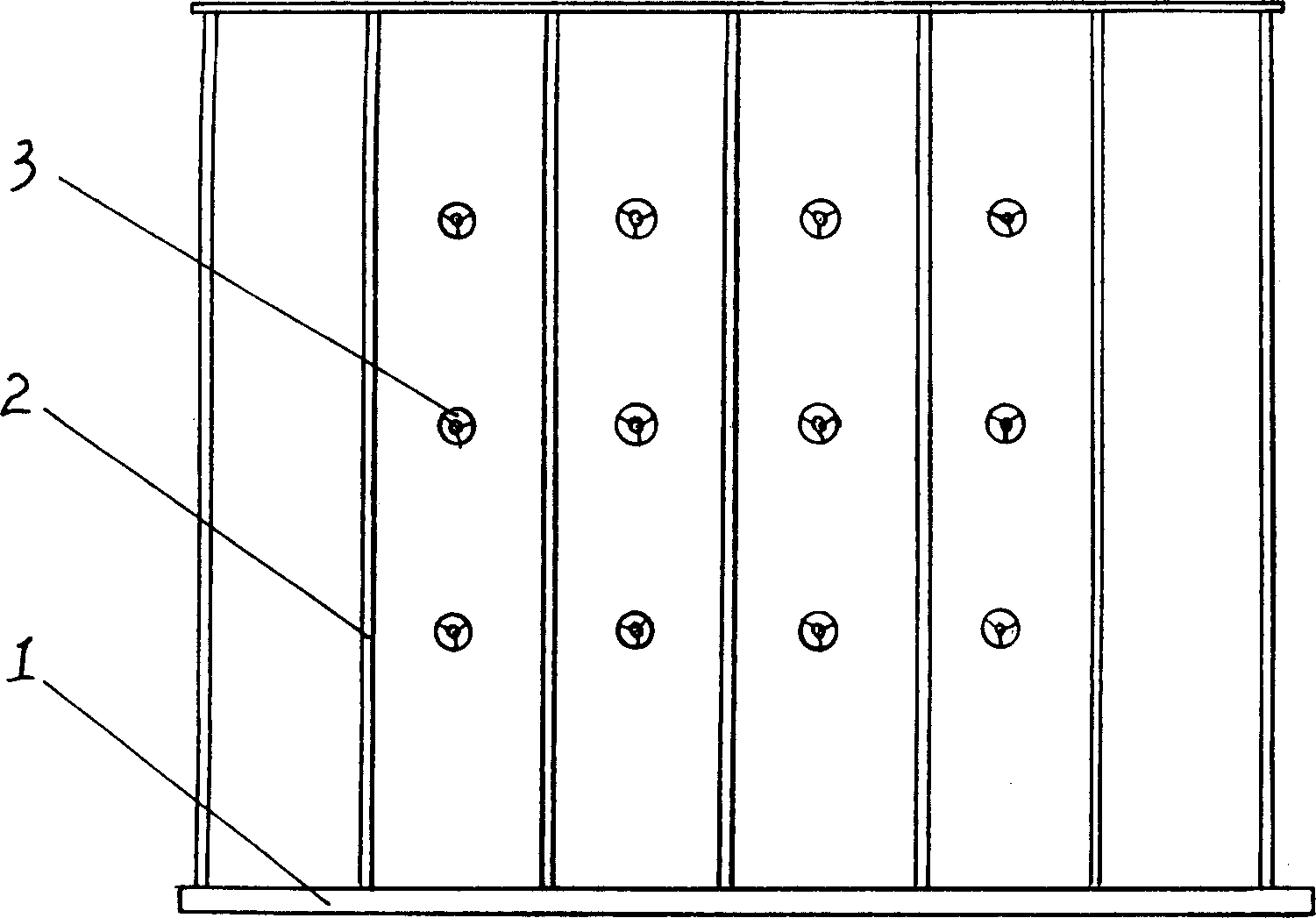 Method of bulk infusion extracting nickel cobalt from low grade red soil nickel ore