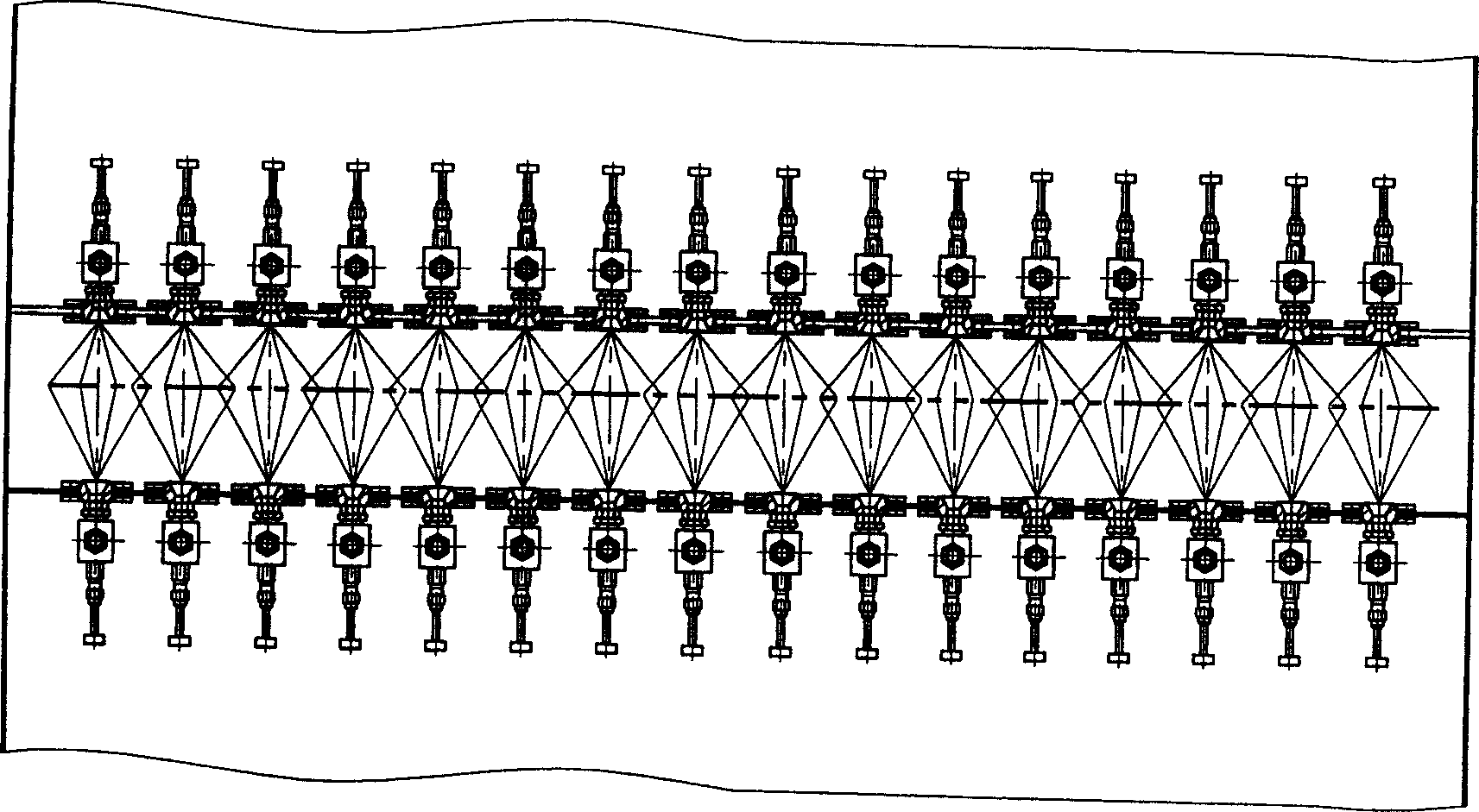 Method and apparatus for uniformly spraying liquid onto materials