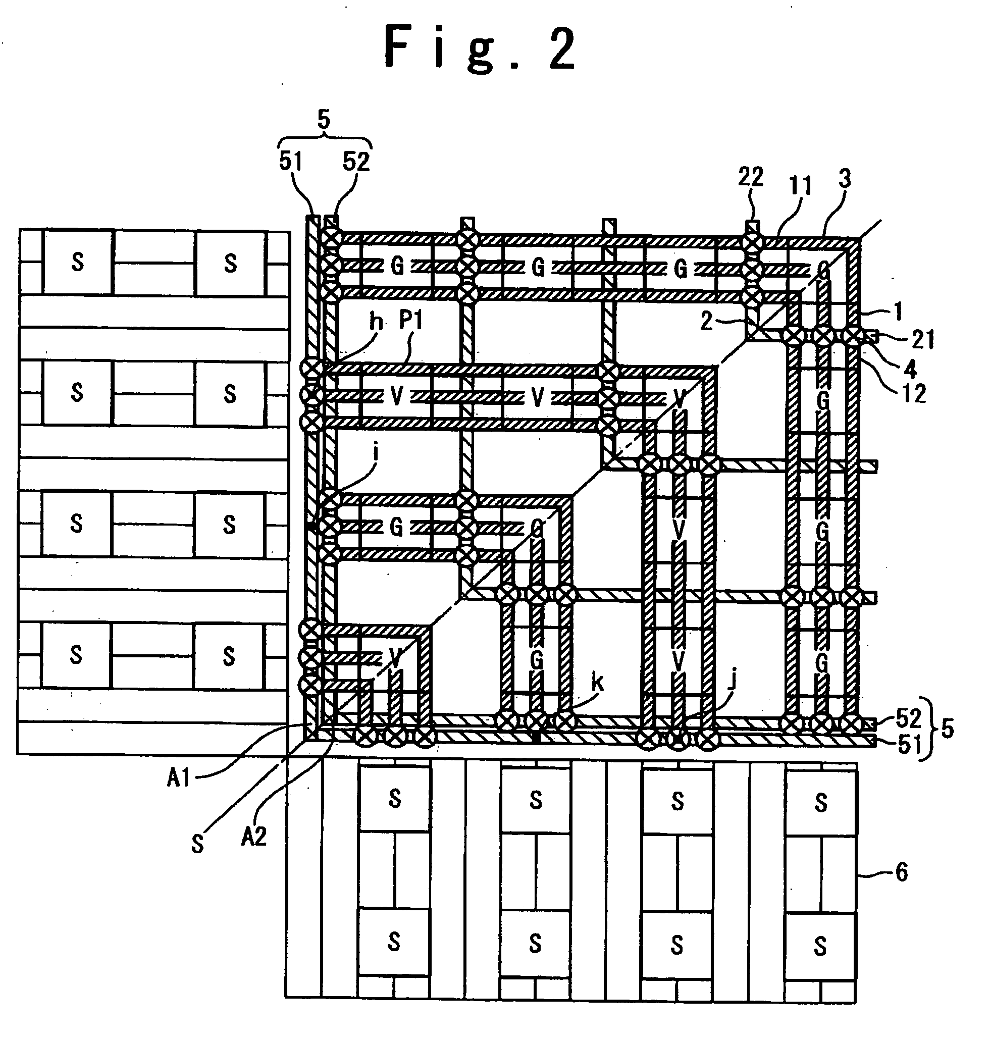 Flip-chip semiconductor device with improved power pad arrangement