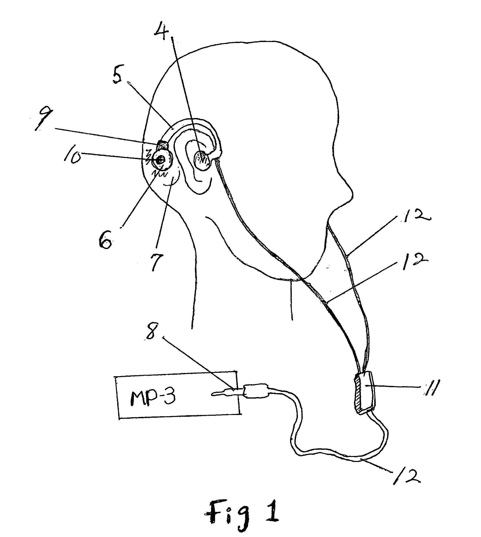 Vibrating earphone with enhanced base sound effect