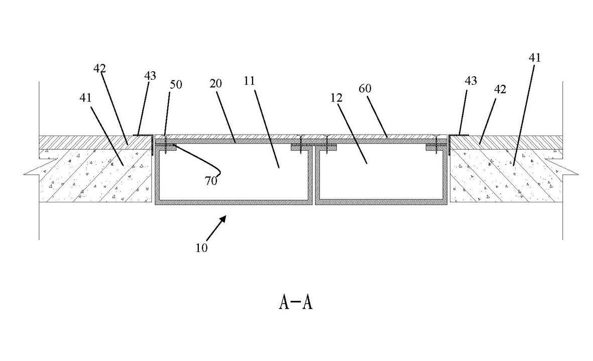 Construction method for ground wiring duct of moveable panel