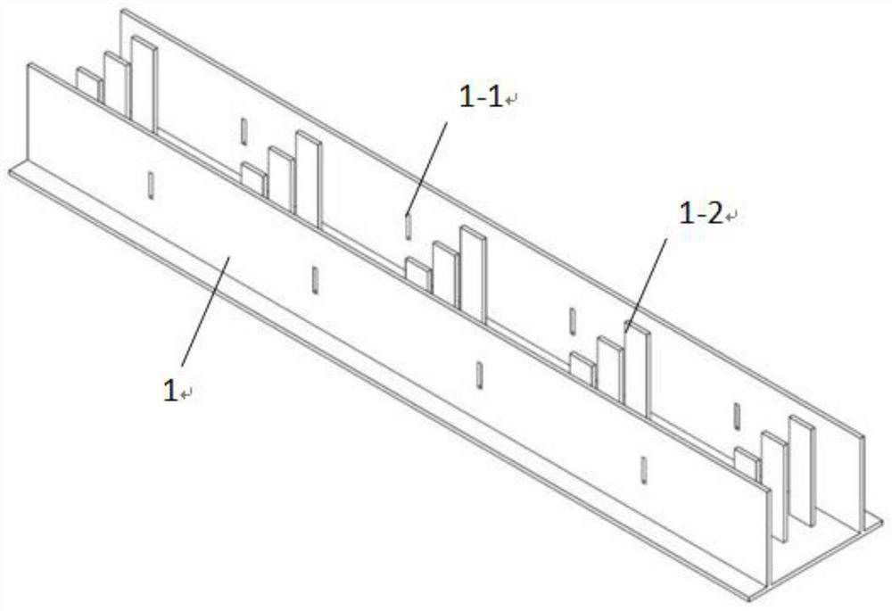 Steel-concrete-wood combined beam