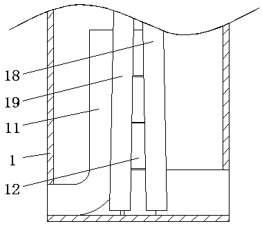 Cleaning and screening device for processing chestnuts