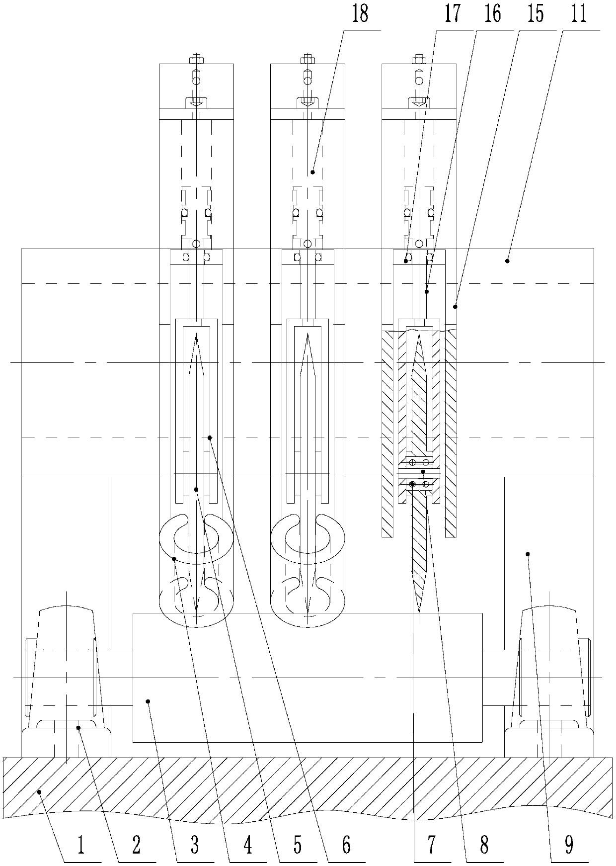 Circular hot cutter device adopting non-contact heating