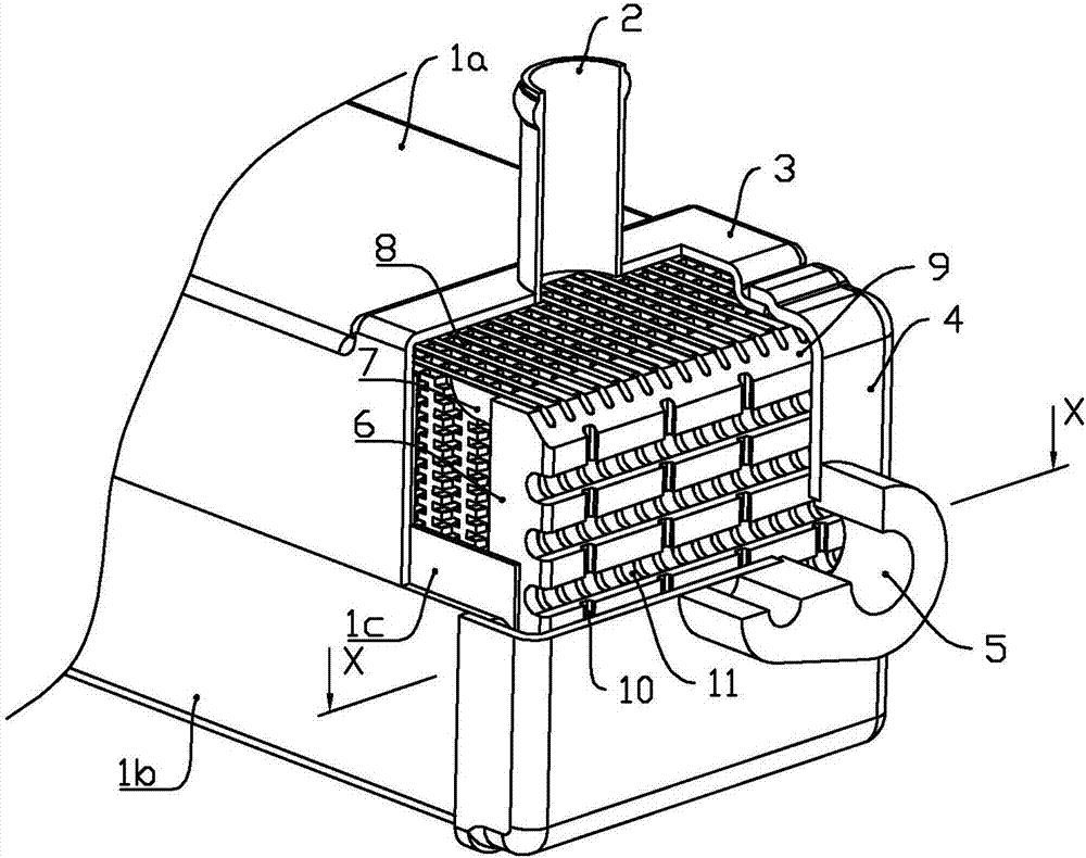 Liquid cold and hot exchanger for air-conditioning device