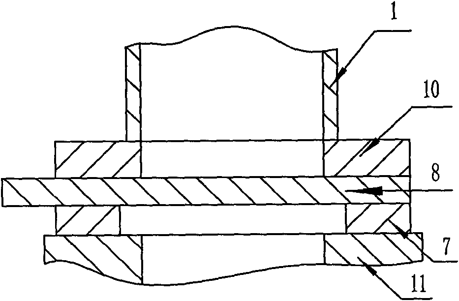 Online and rapid leakage detecting method for roller hearth type non-oxidation furnace radiating pipe