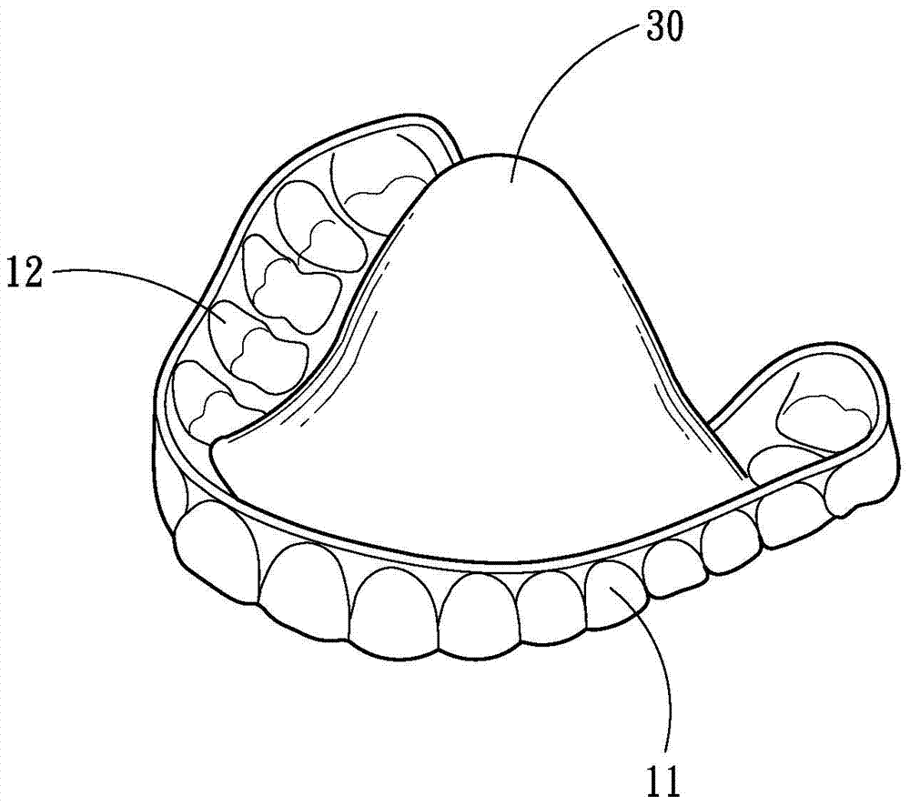 Air flow interference type stuffy nose relieving snore-ceasing device