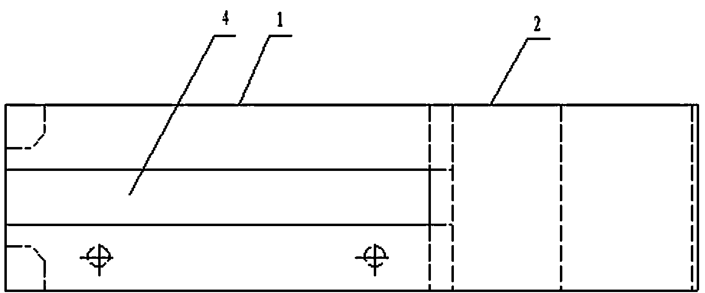 Plastic tray buckle locating device of full-automatic carton lifting handle eyeleting machine