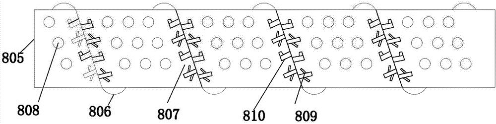 Cotton collecting device of disk bale plucker