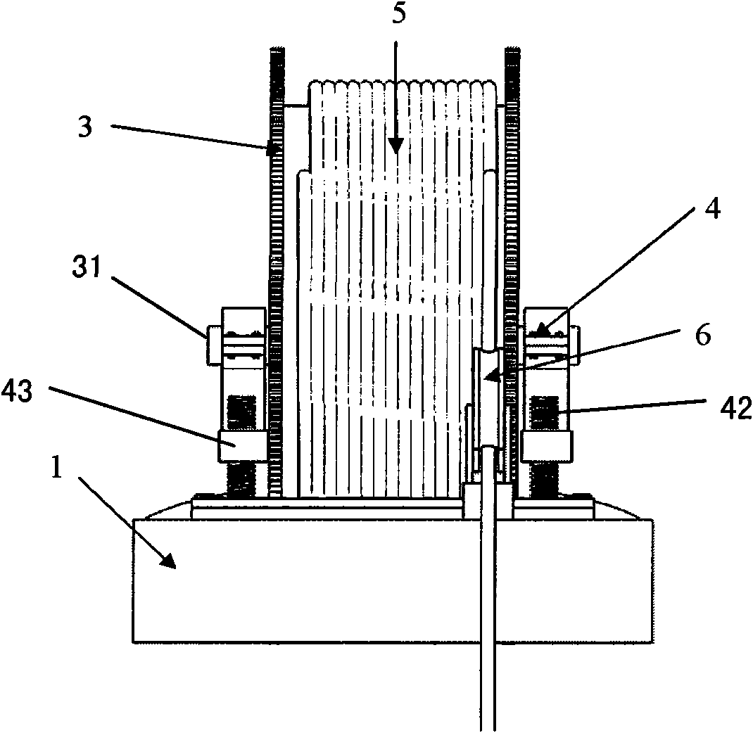 Reel-type submarine pipeline laying workboat and working method thereof