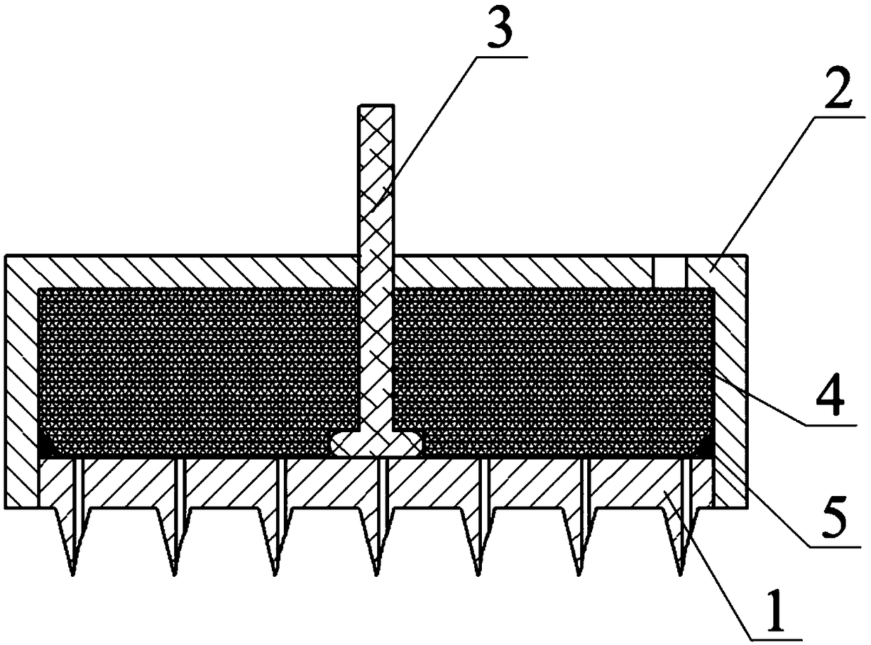 Porous metal capillary seepage microneedle electrode and preparing method