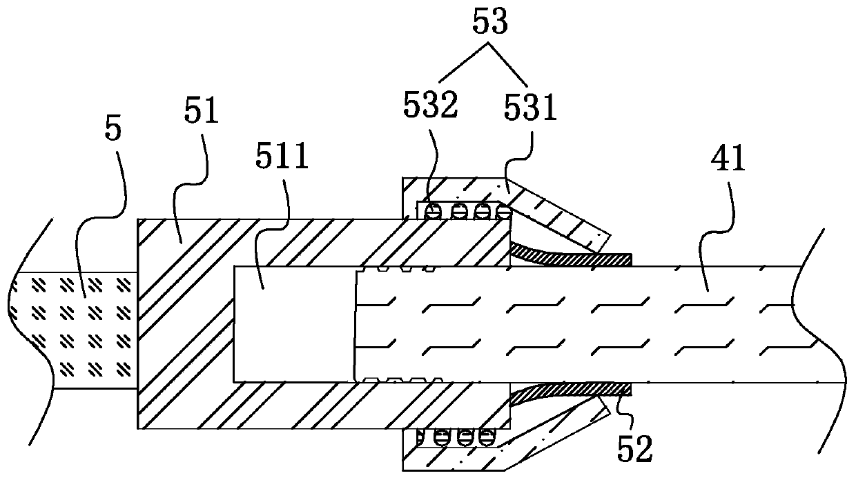 A water leakage detection line and a water leakage detection system using the same