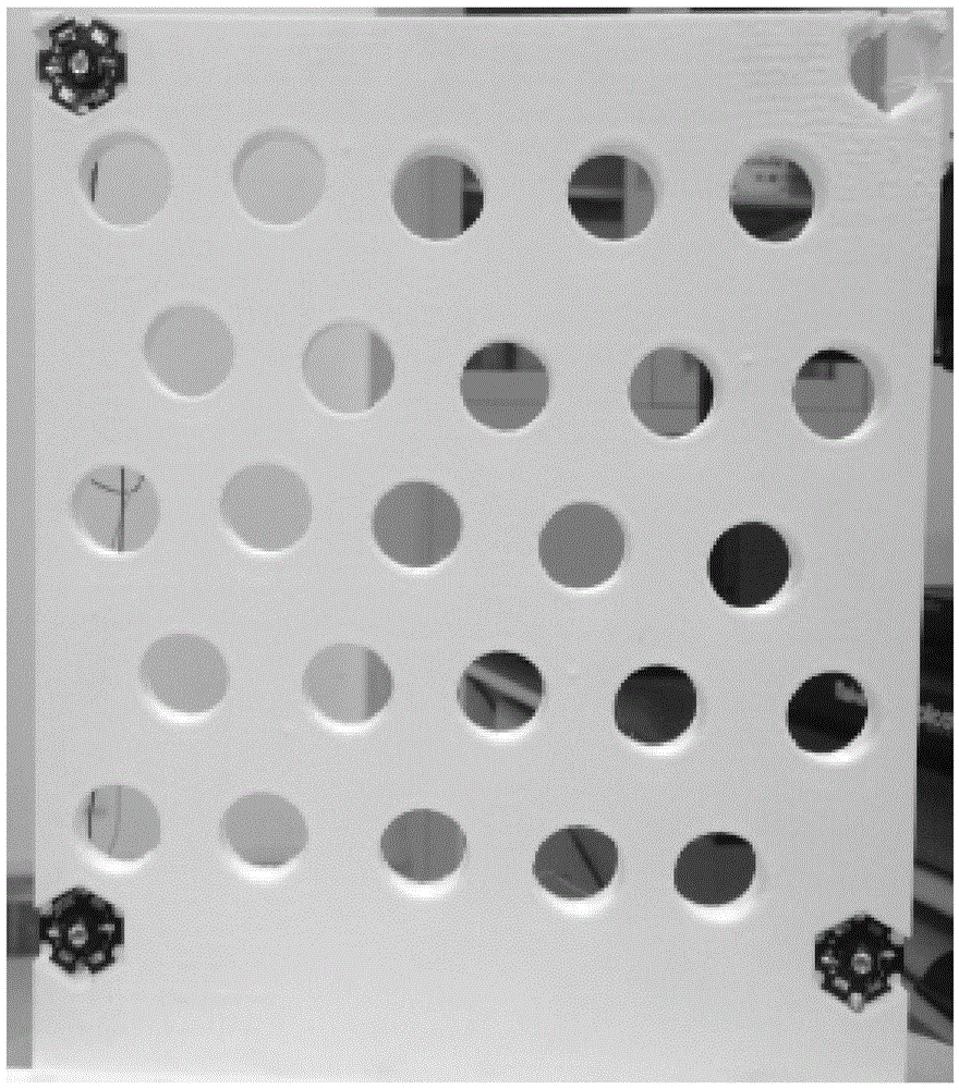 On-orbit service relative navigation experiment platform and work method