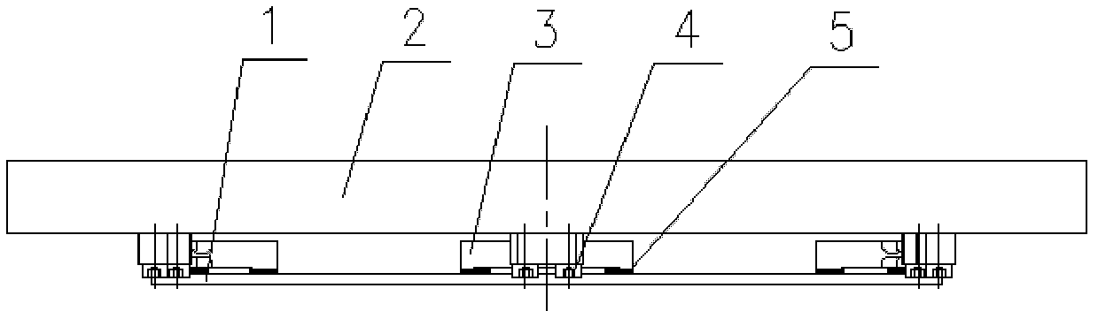 Spatial flexible filter supporting mechanism and method for mounting filter