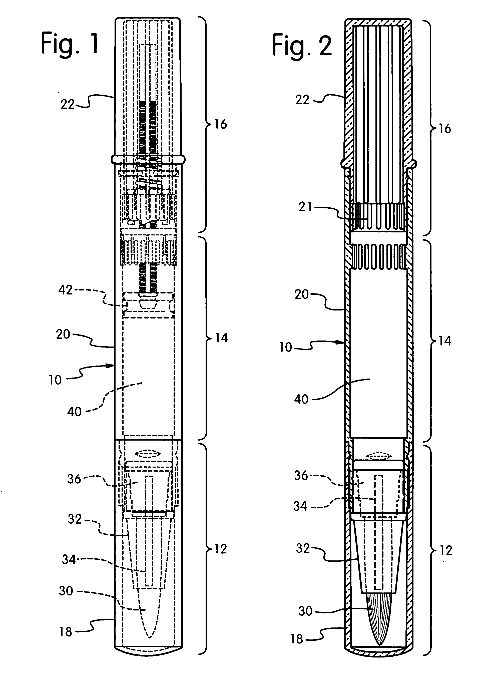 Applicator and method for applying a tooth whitening composition