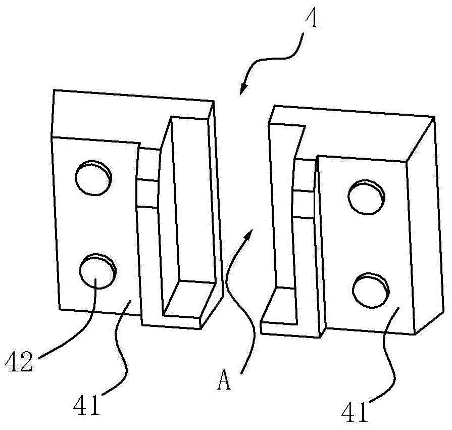 Climbing device of feeding mechanism for manufacturing water meter copper connectors