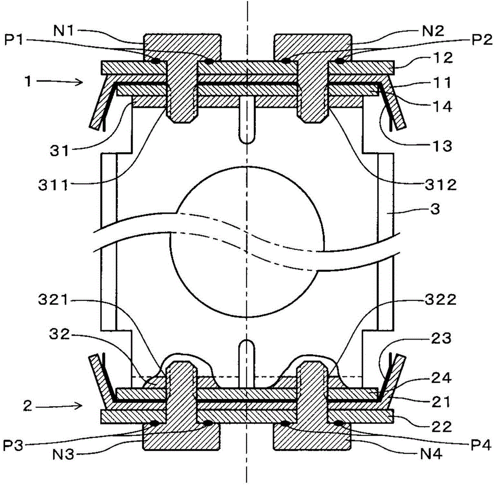 Four-way switching valve and method for welding fixing screws of four-way switching valve