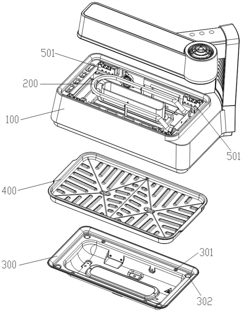 Electric oven capable of insulating heat