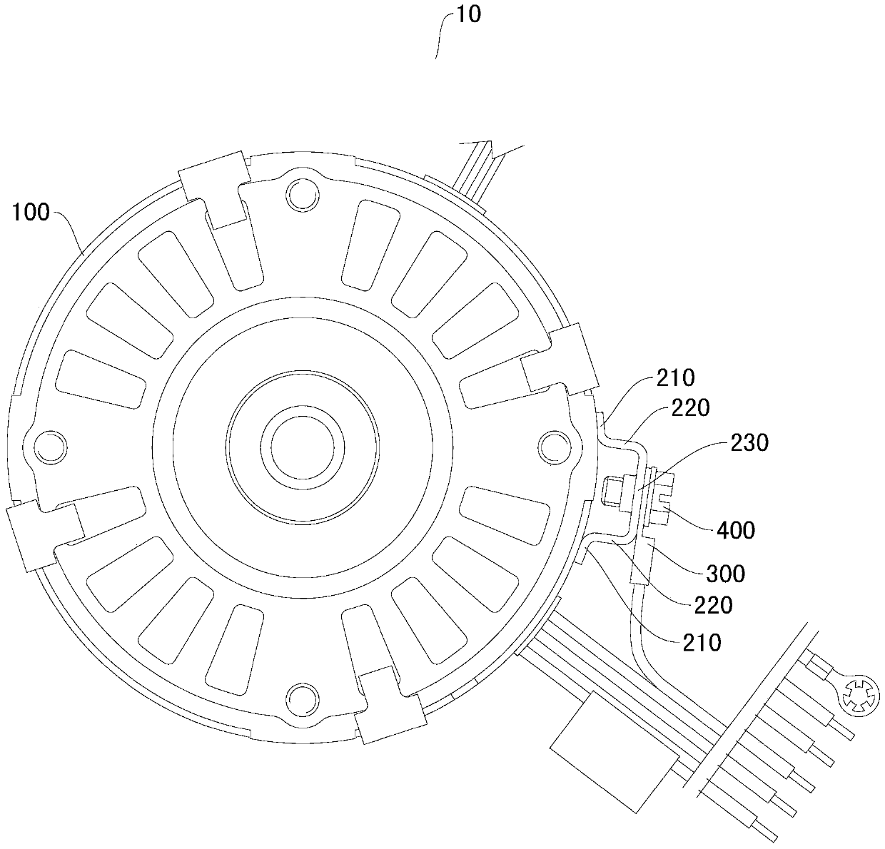 Installation structure of motor and its ground wire assembly