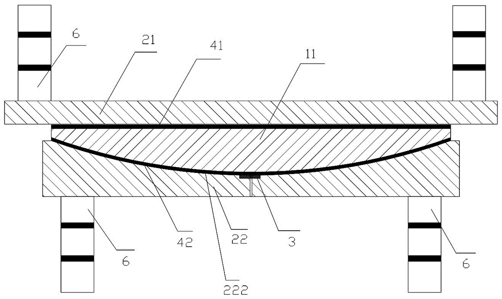 A support and its pressure monitoring structure