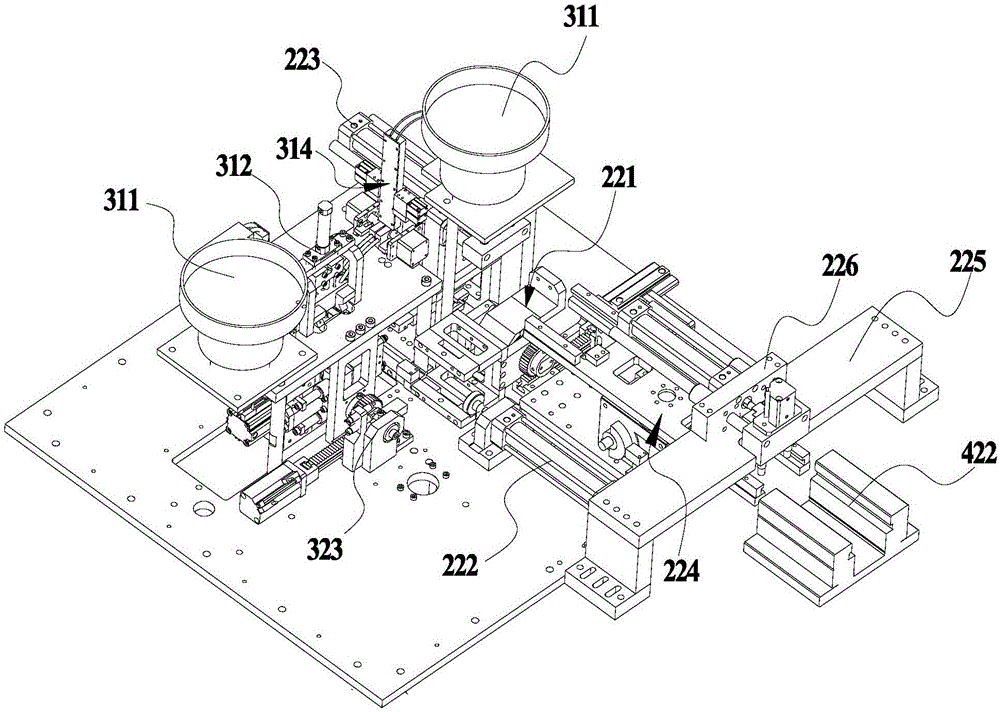 Automatic implantation injection molding device