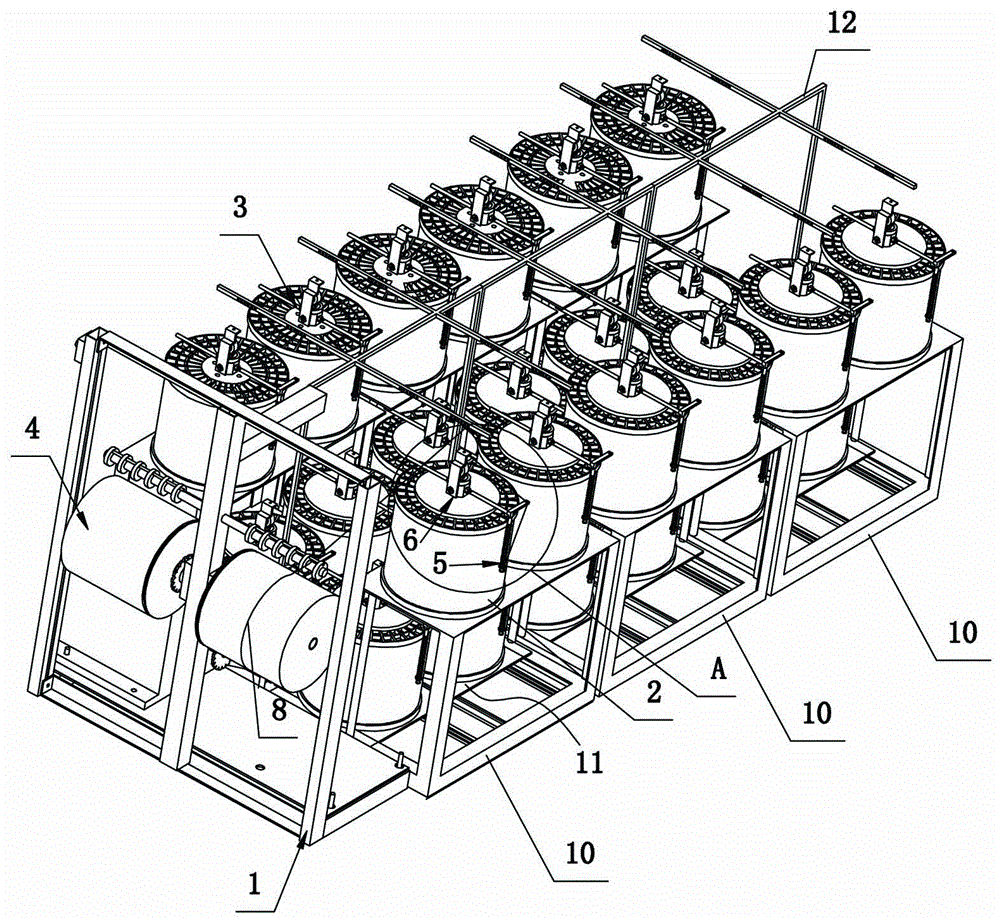 A constant tension device for zipper central line feeding