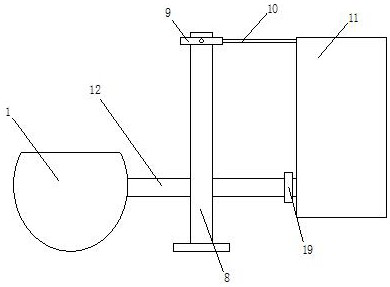 A feeding device for poultry breeding