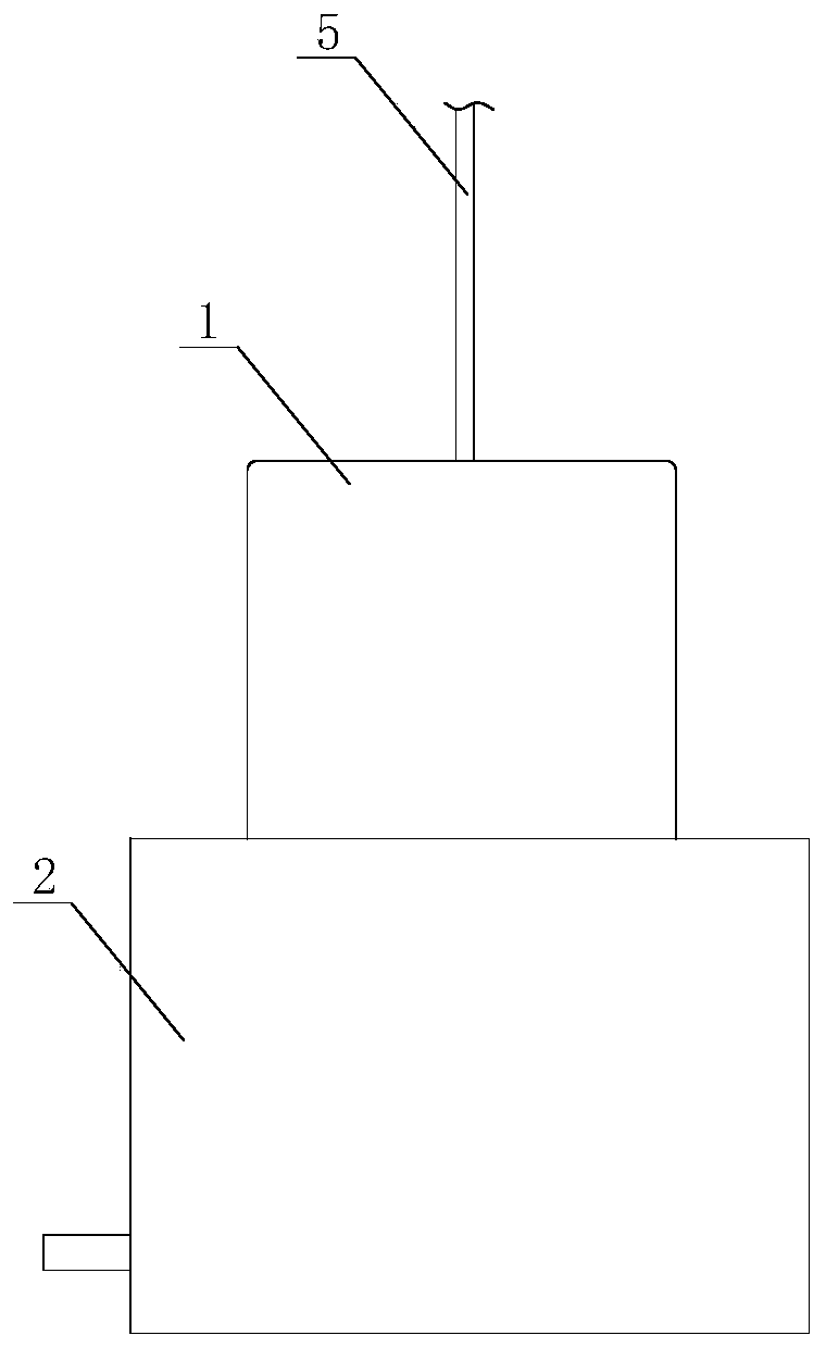 Combined cleaning barrel and cleaning system for pharmaceutical cone-shaped bottle