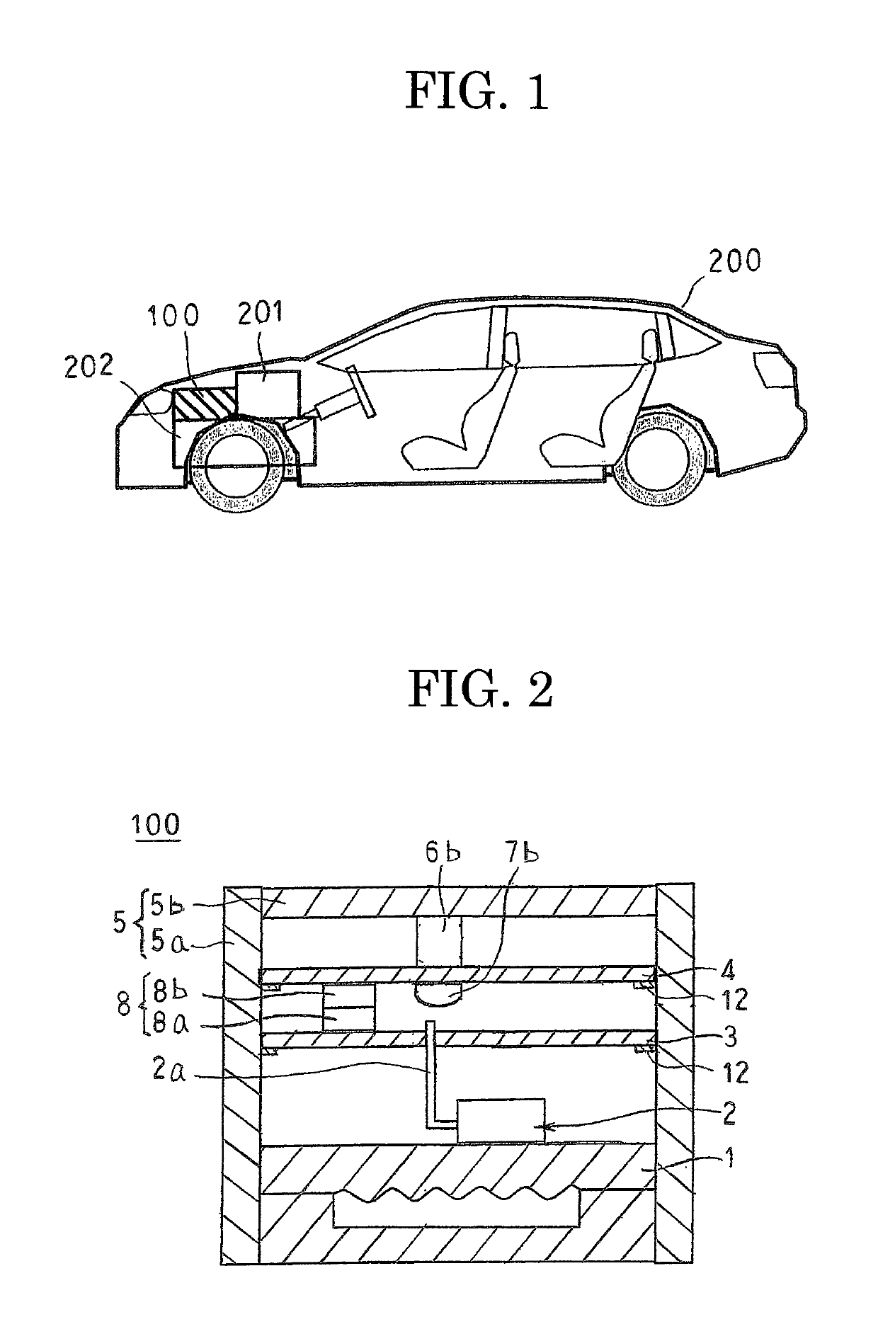 Electric power converting apparatus with inner plane of control board fixed to housing