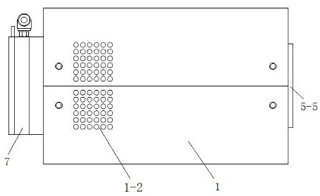 Anti-frosting low-temperature surface source blackbody