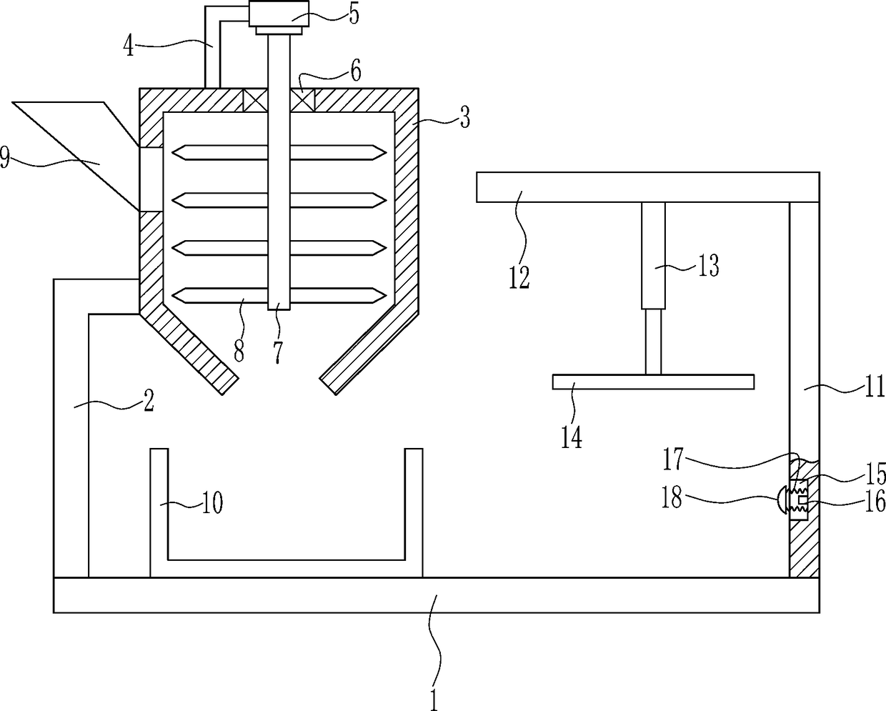 Recycling device for used plastic syringe for medical injection