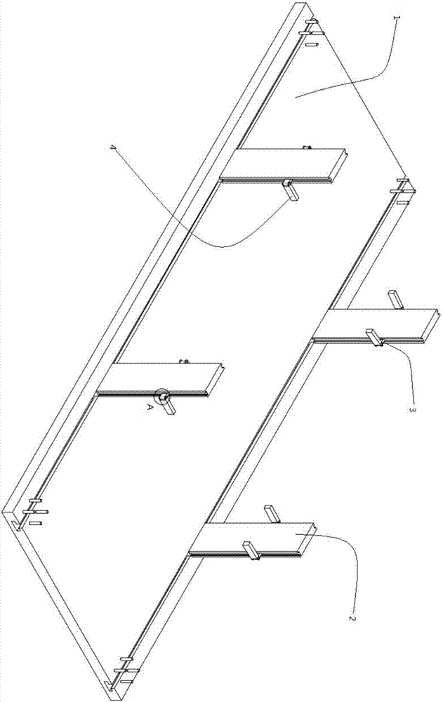 Pedestal based on four-column hoist