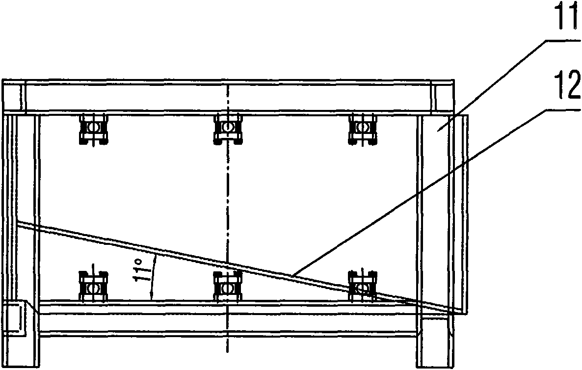 Automatic lifting mechanism for round metal rod