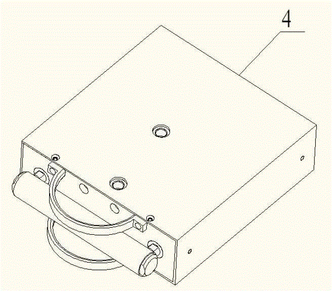 Normally closed pneumatic pipe clamp