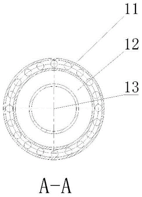 Double-solid-phase suspended bed reactor used for heavy oil hydrocracking and application thereof