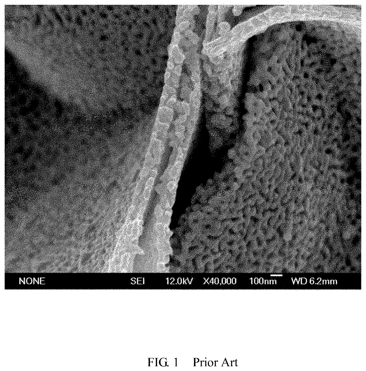 Composite structure with porous metal