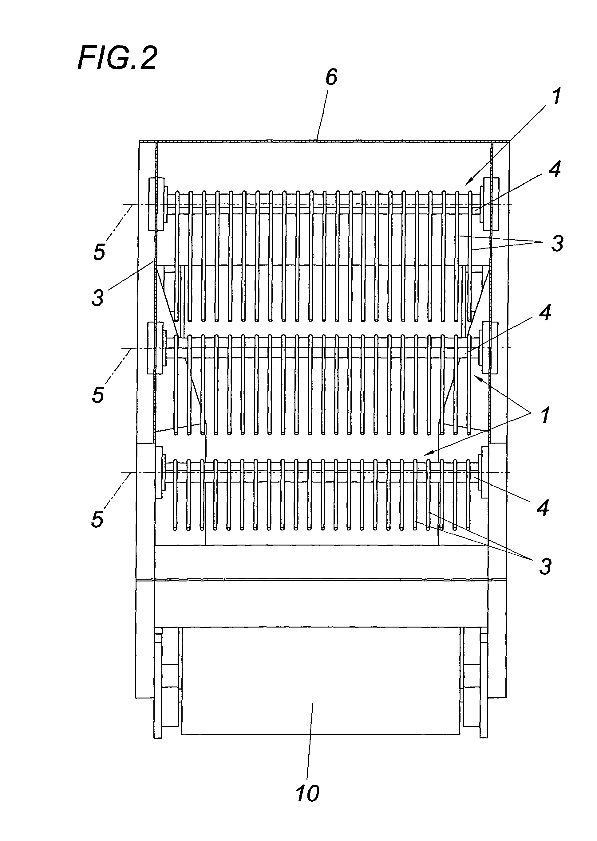 Apparatus for separating coarse grain and fine grain