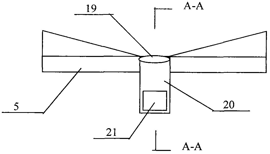 Vertical pipe type sludge-water separation treating device