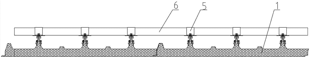 Photovoltaic roof adapting fixture and photovoltaic roof structure with same