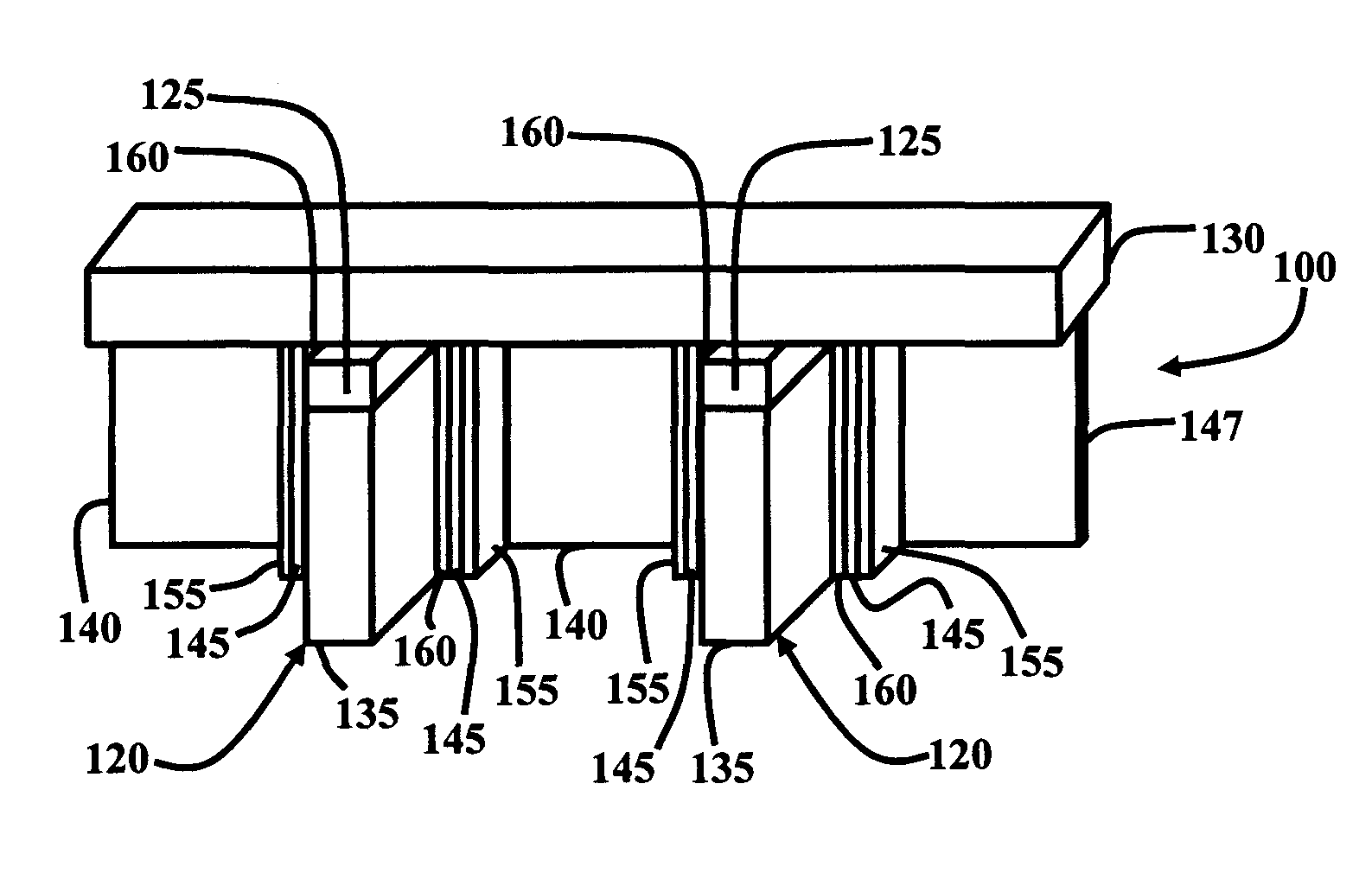 FinFET with low gate capacitance and low extrinsic resistance